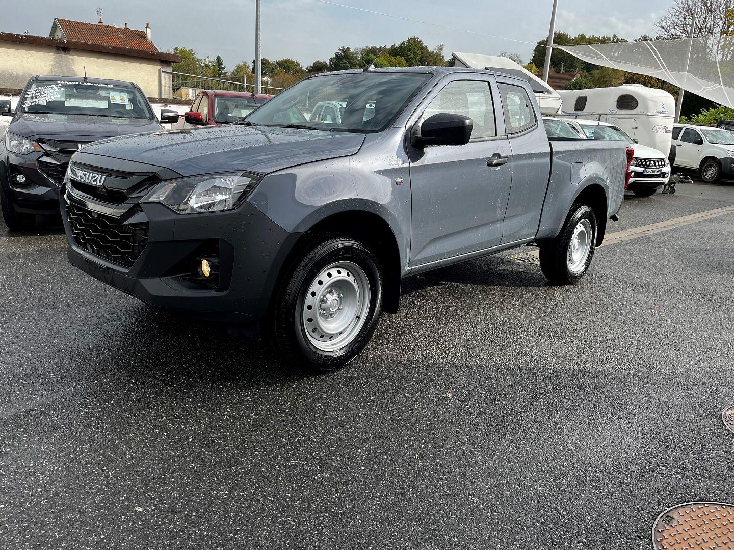 ISUZU D-MAX
