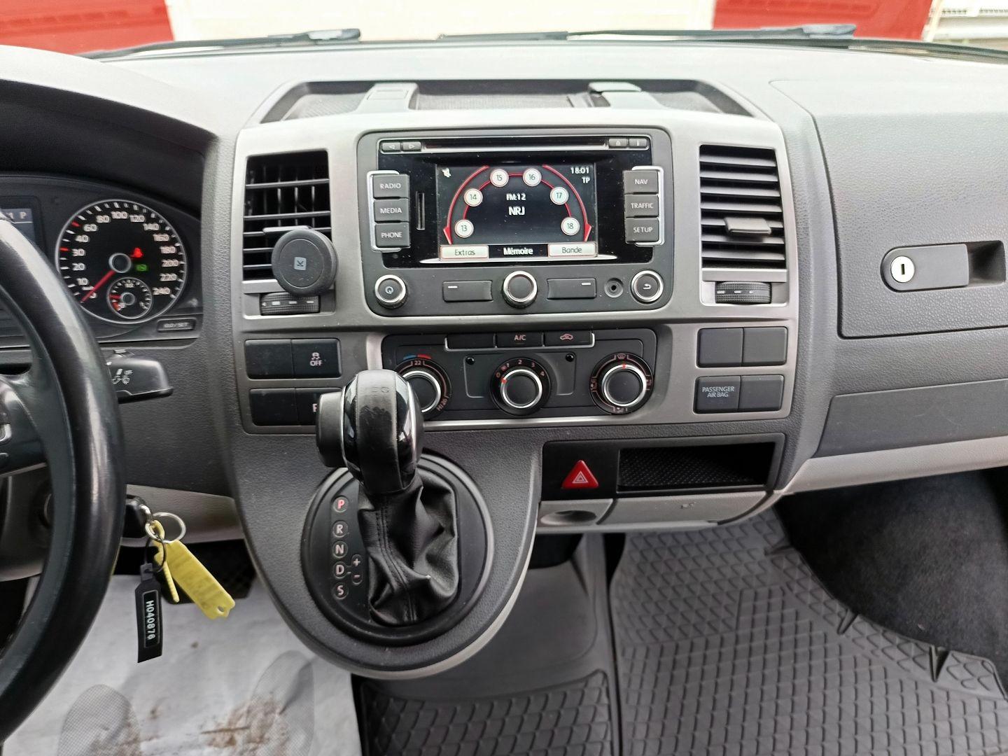 VOLKSWAGEN TRANSPORTER FG