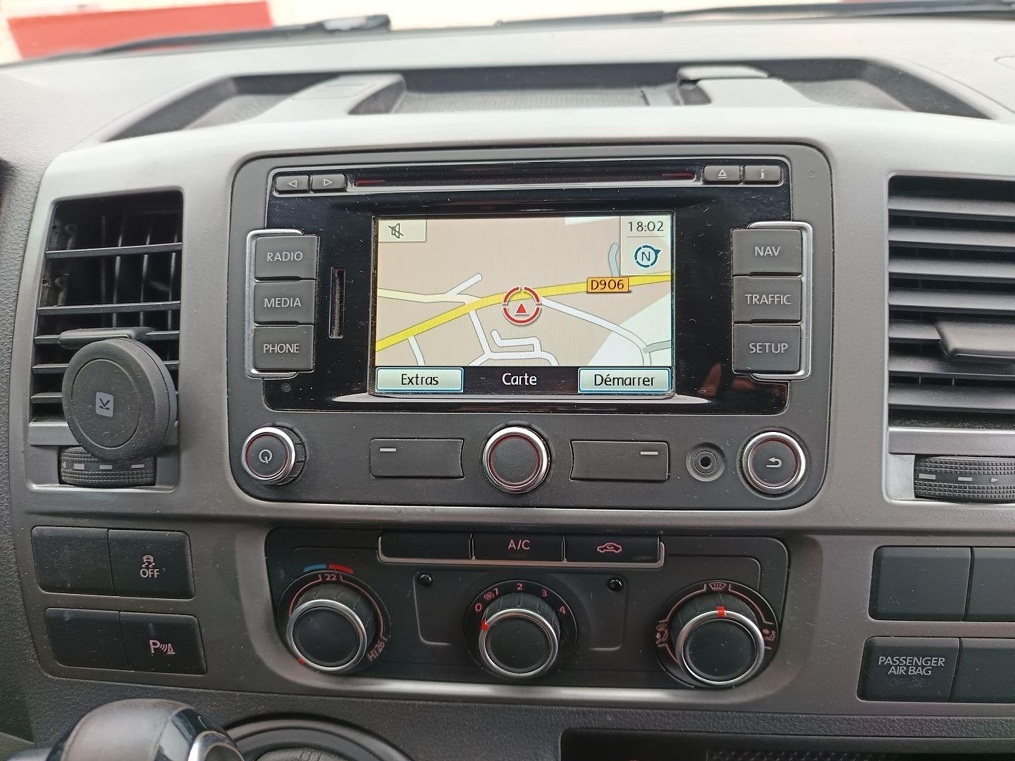 VOLKSWAGEN TRANSPORTER FG