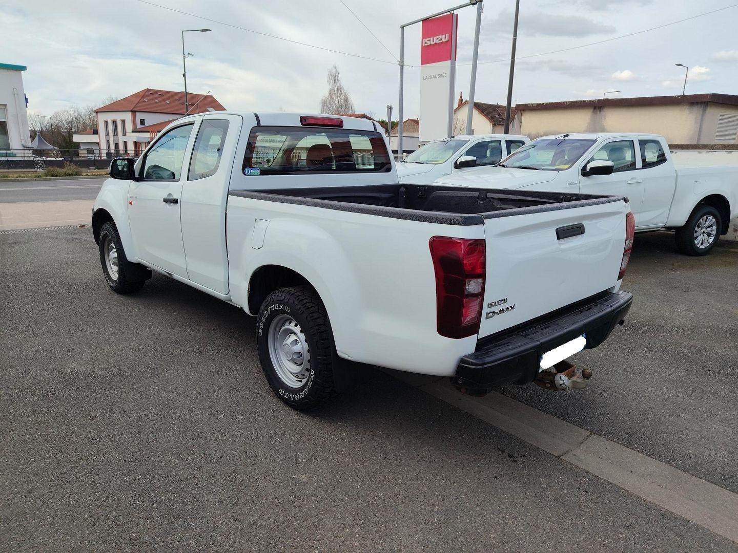 ISUZU D-MAX