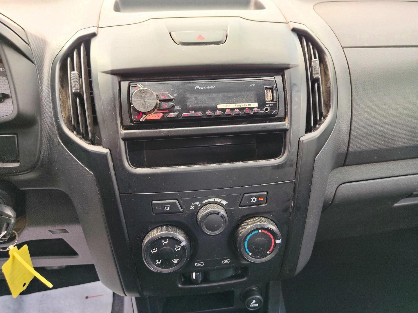 ISUZU D-MAX