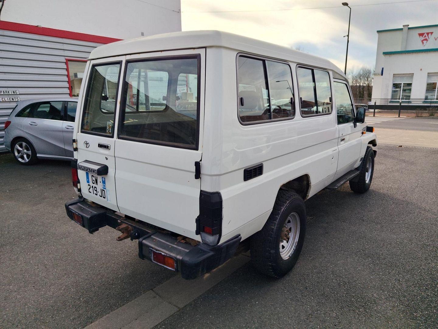 TOYOTA LAND CRUISER SW