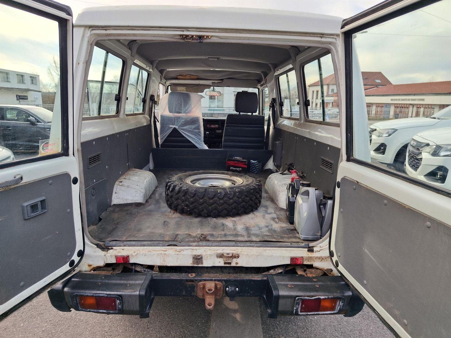 TOYOTA LAND CRUISER SW