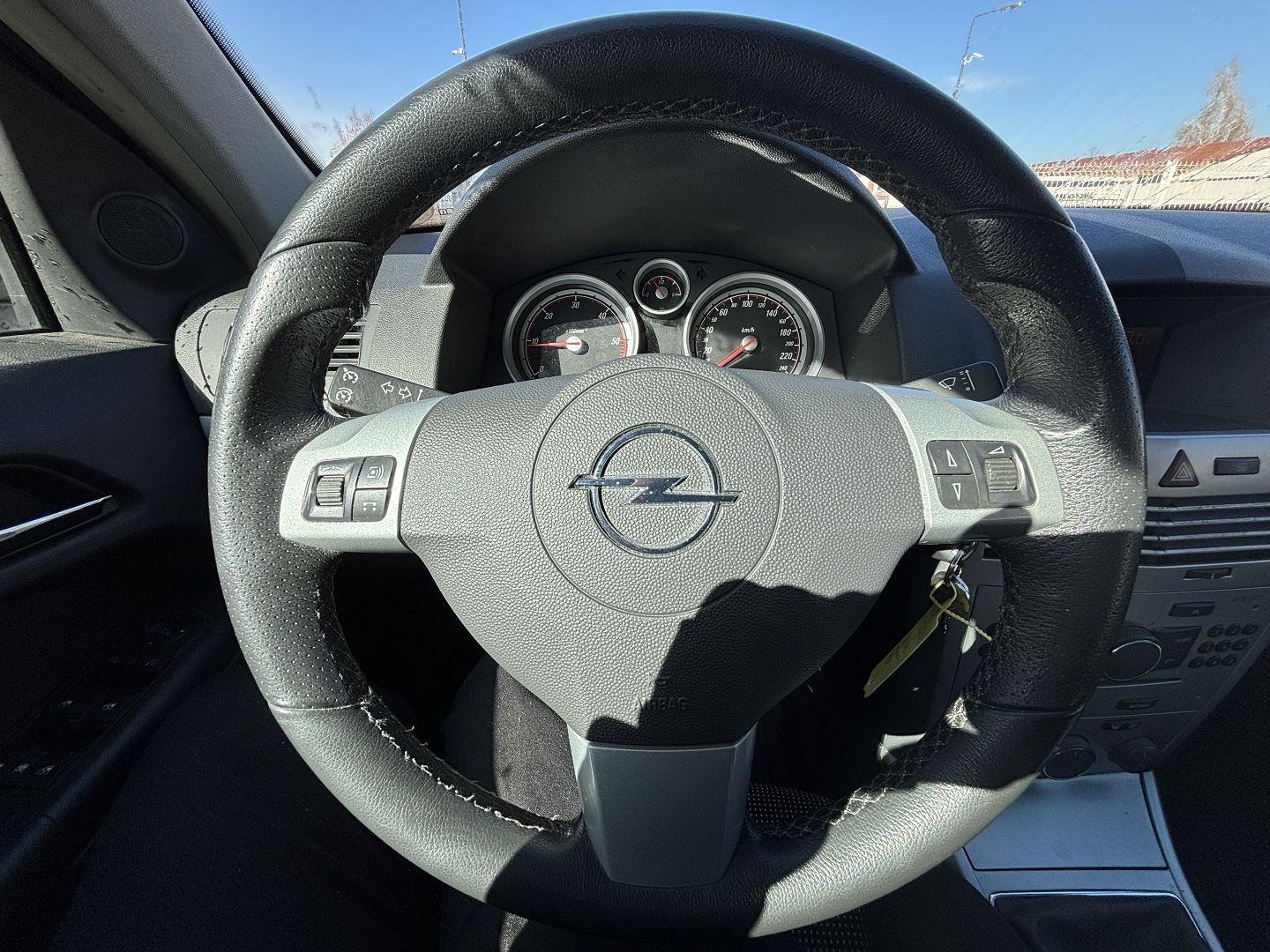 OPEL ASTRA GTC
