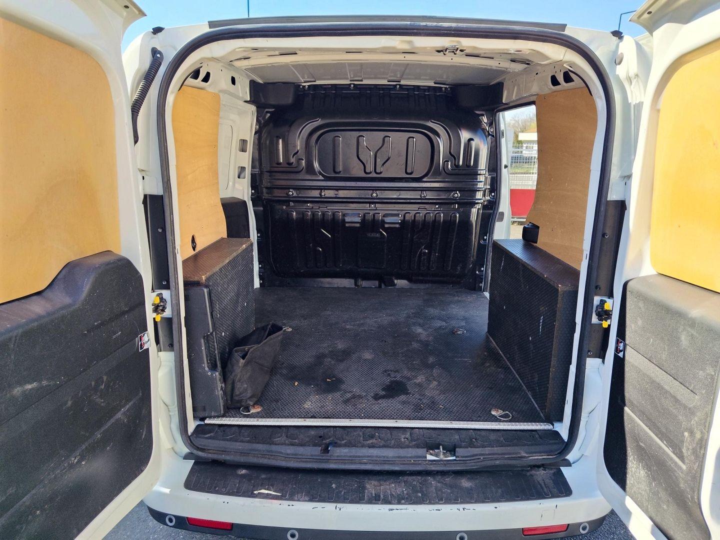 FIAT DOBLO CARGO