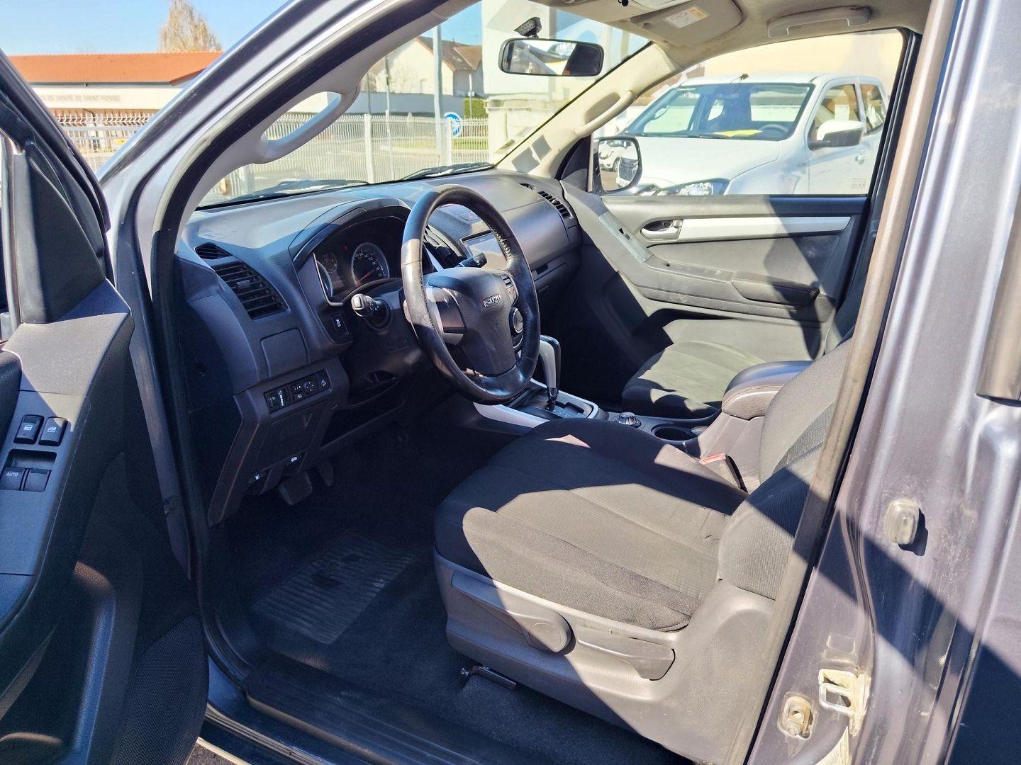 ISUZU D-MAX