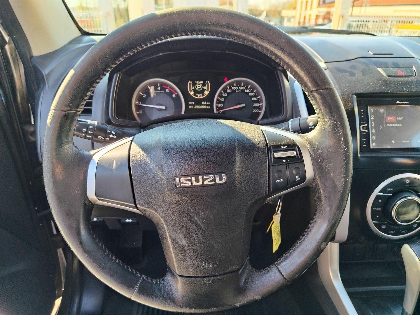 ISUZU D-MAX