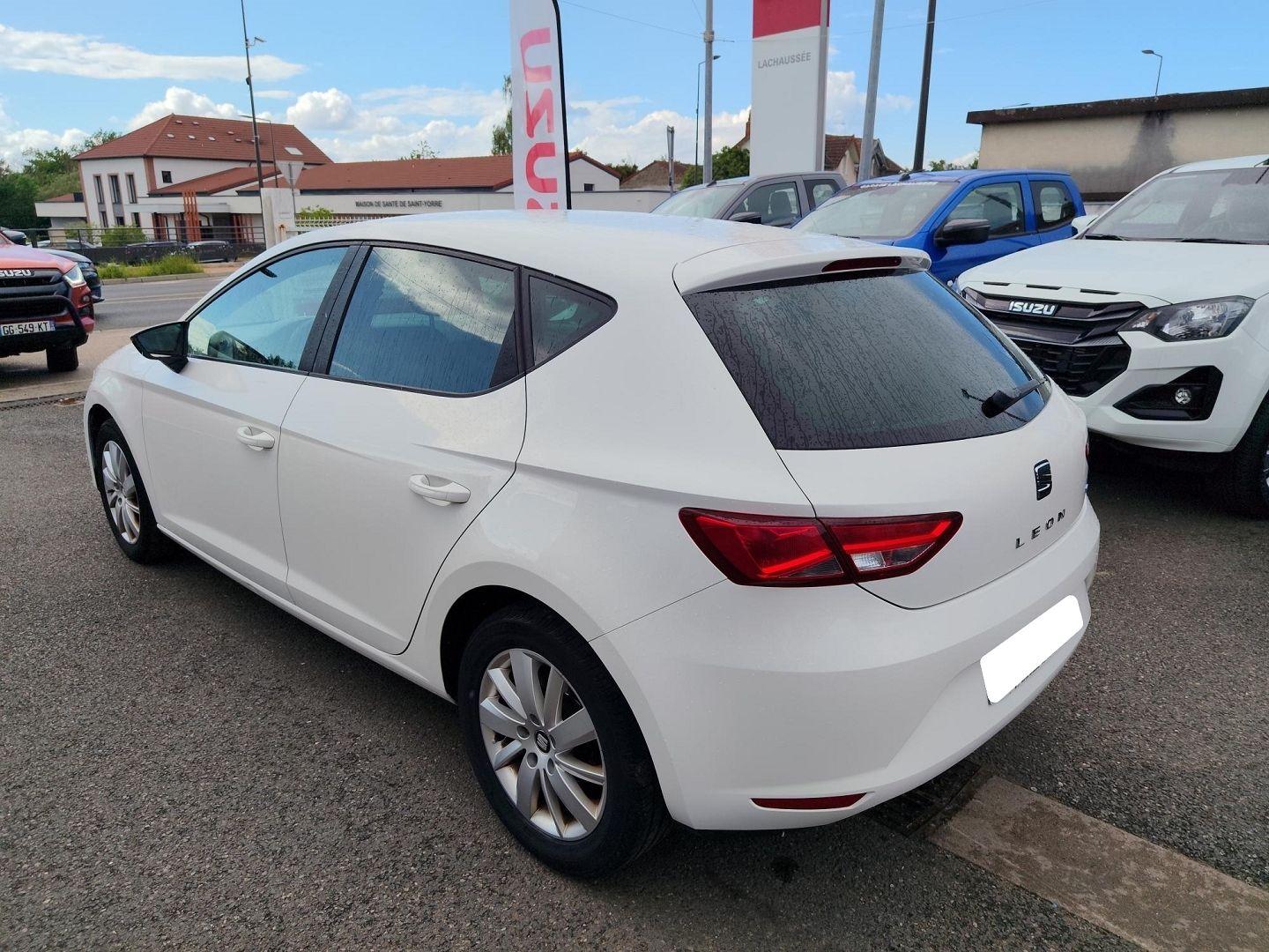 SEAT LEON
