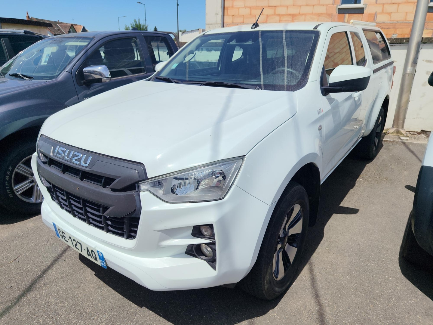 ISUZU D-MAX