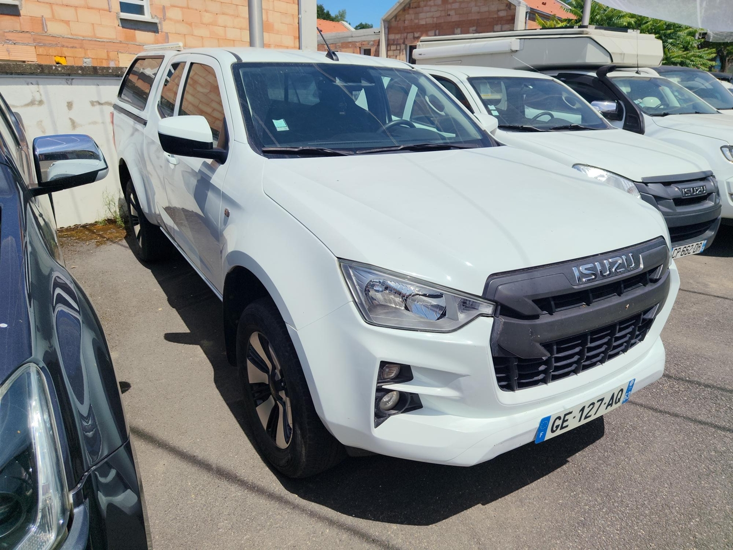 ISUZU D-MAX