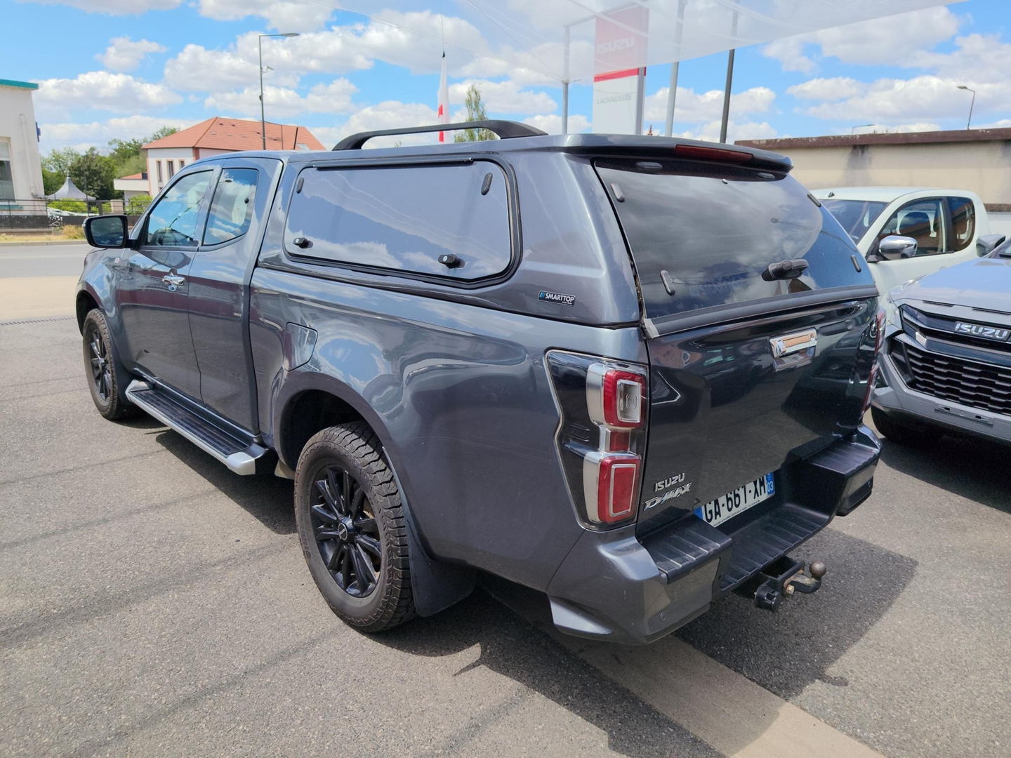 ISUZU D-MAX