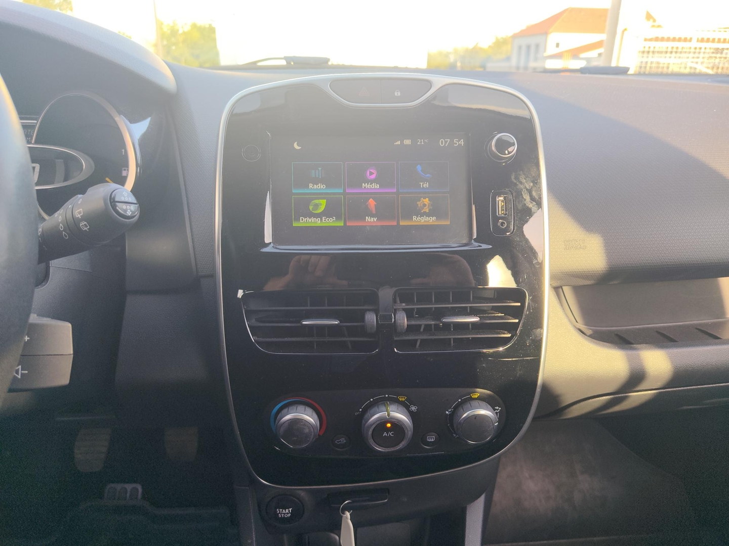 RENAULT CLIO IV