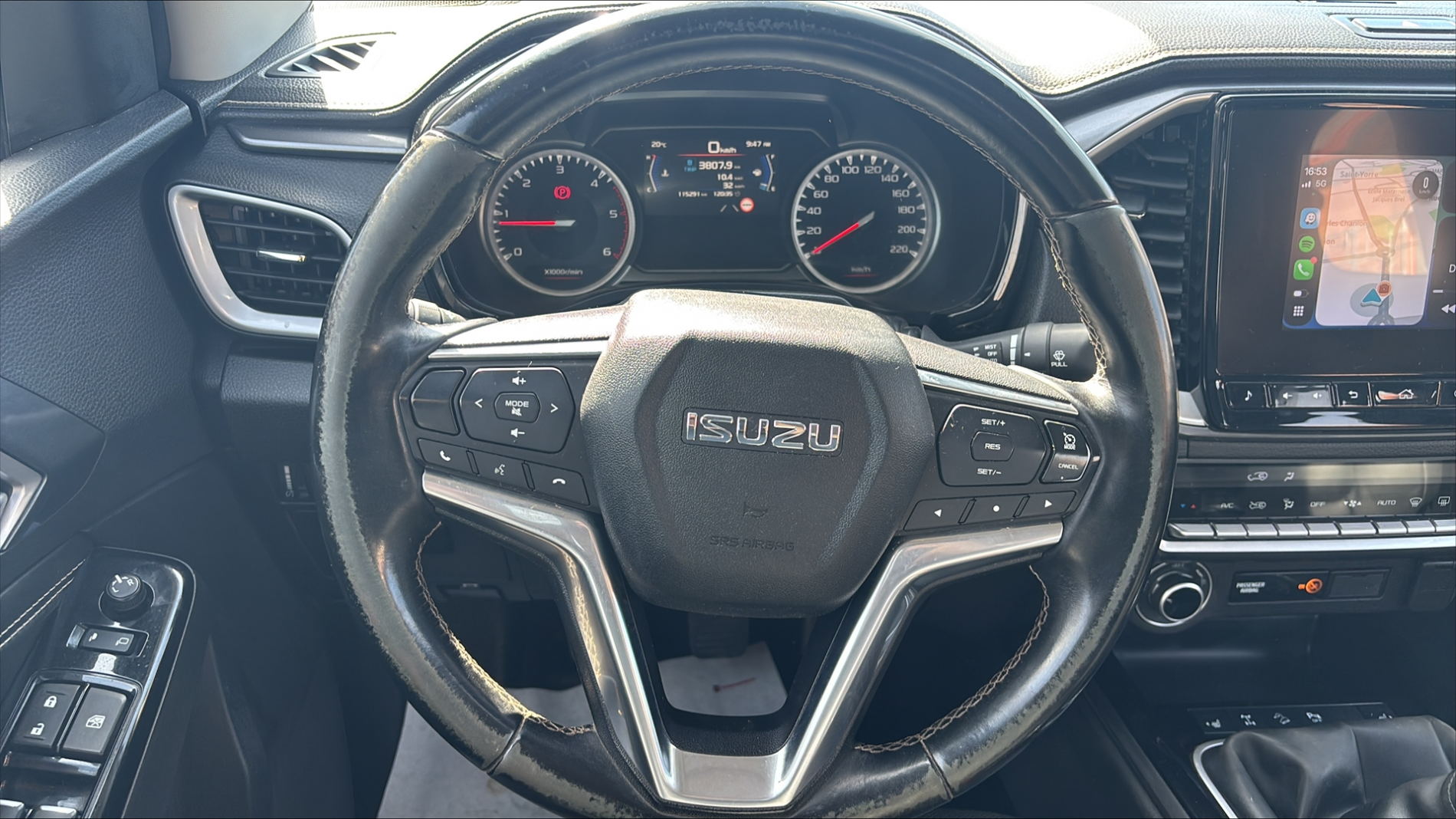 ISUZU D-MAX