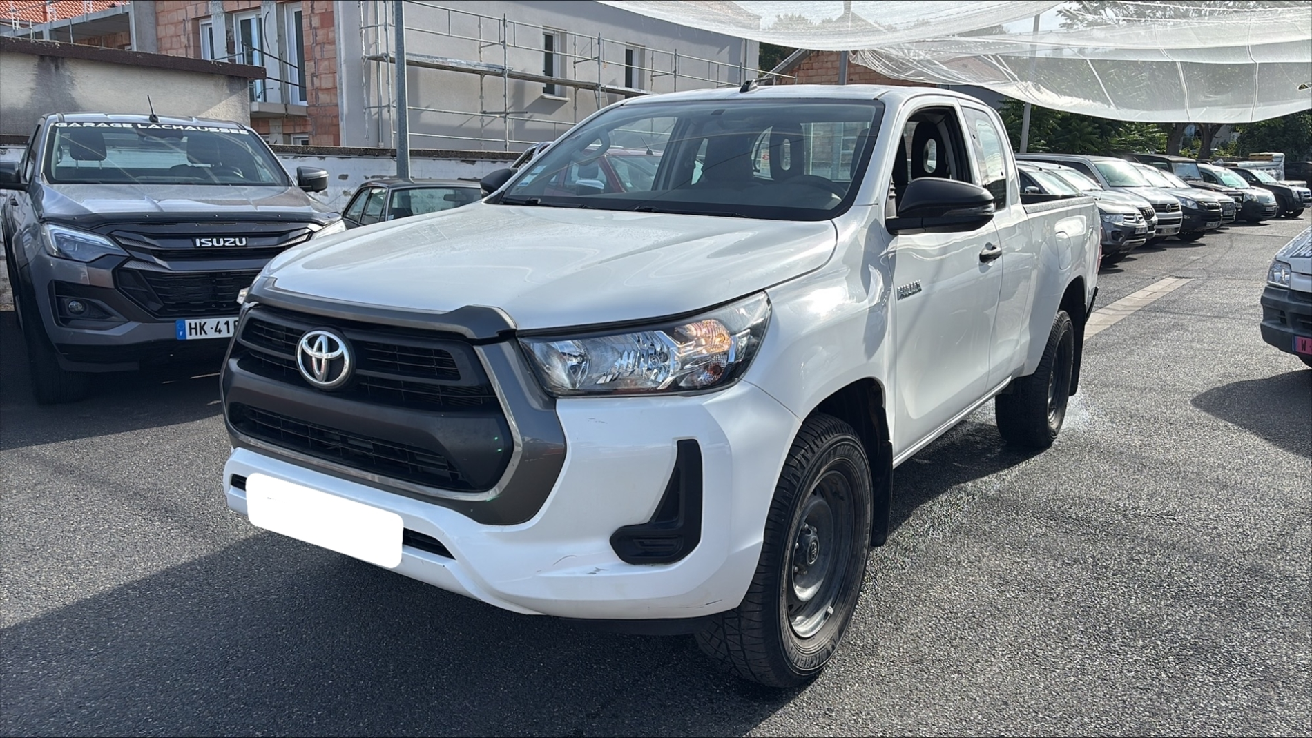 TOYOTA HILUX